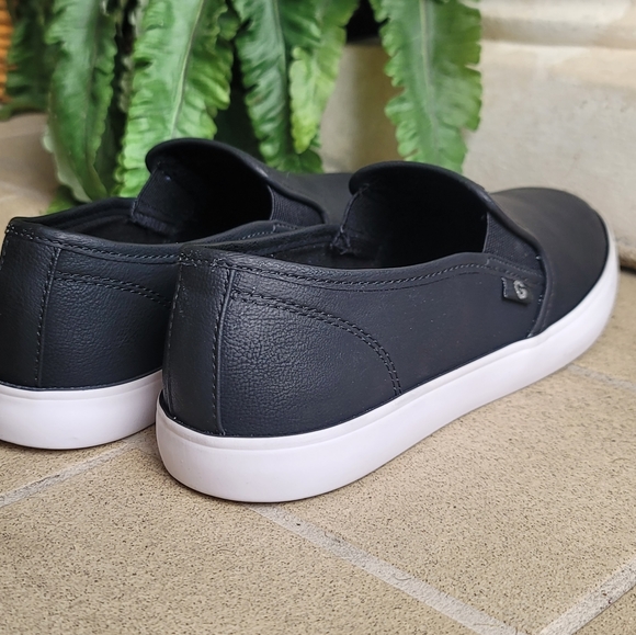 GUESS SHOES - Picture 9 of 16